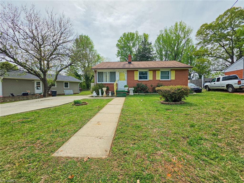 1104 Wise Avenue High Point, NC 27260 - Photo 2 of 20