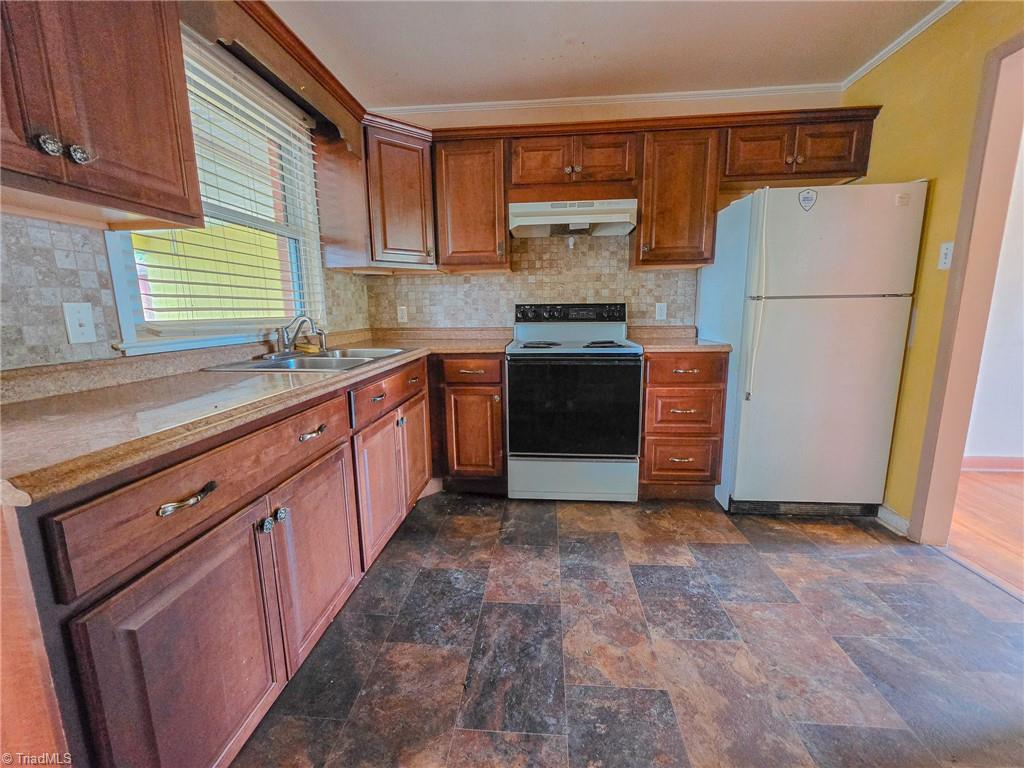 1104 Wise Avenue High Point, NC 27260 - Photo 5 of 20