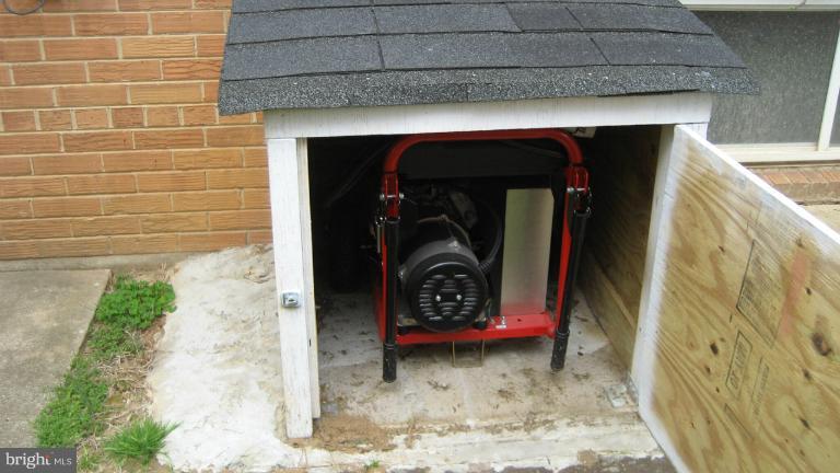 10306 Royal Road Silver Spring, MD 20903 - Photo 23 of 28 GENERATOR