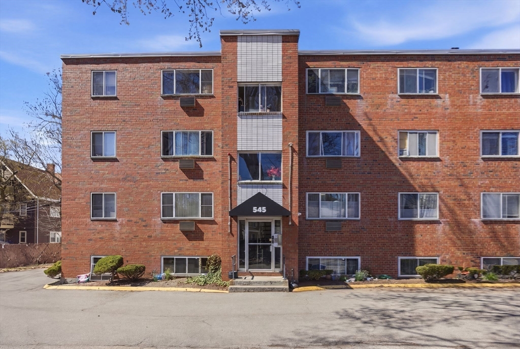 545 Adams Street, Unit 12 Boston, MA 02122 - Photo 19 of 23