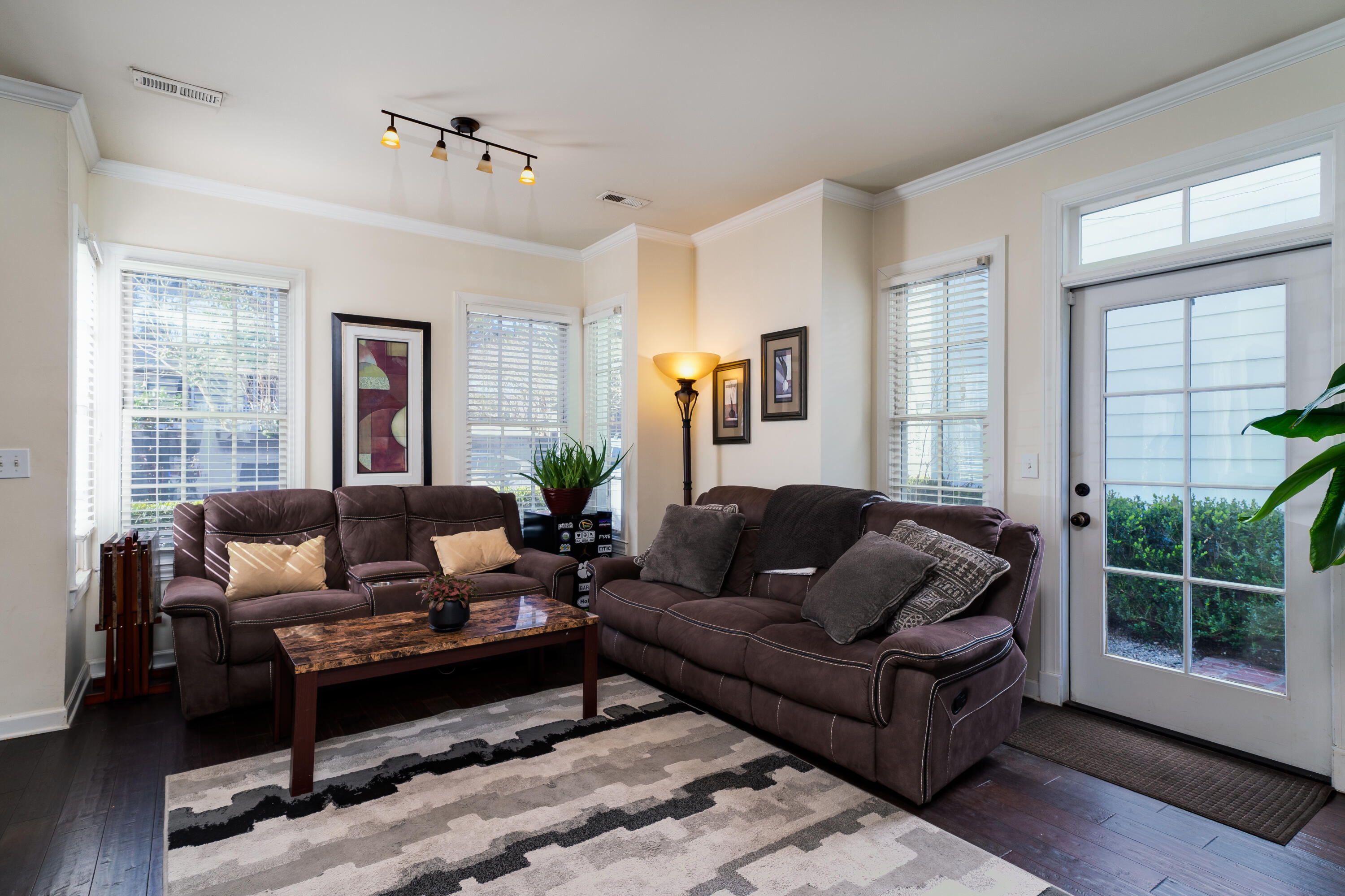 152 Spring Street, Unit D Charleston, SC 29403 - Photo 6 of 21 152Spring-7