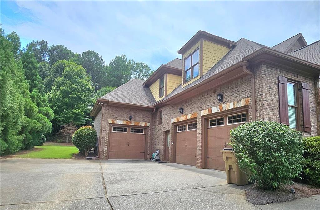 930 Chateau Forest Road Hoschton, GA 30548 - Photo 5 of 55