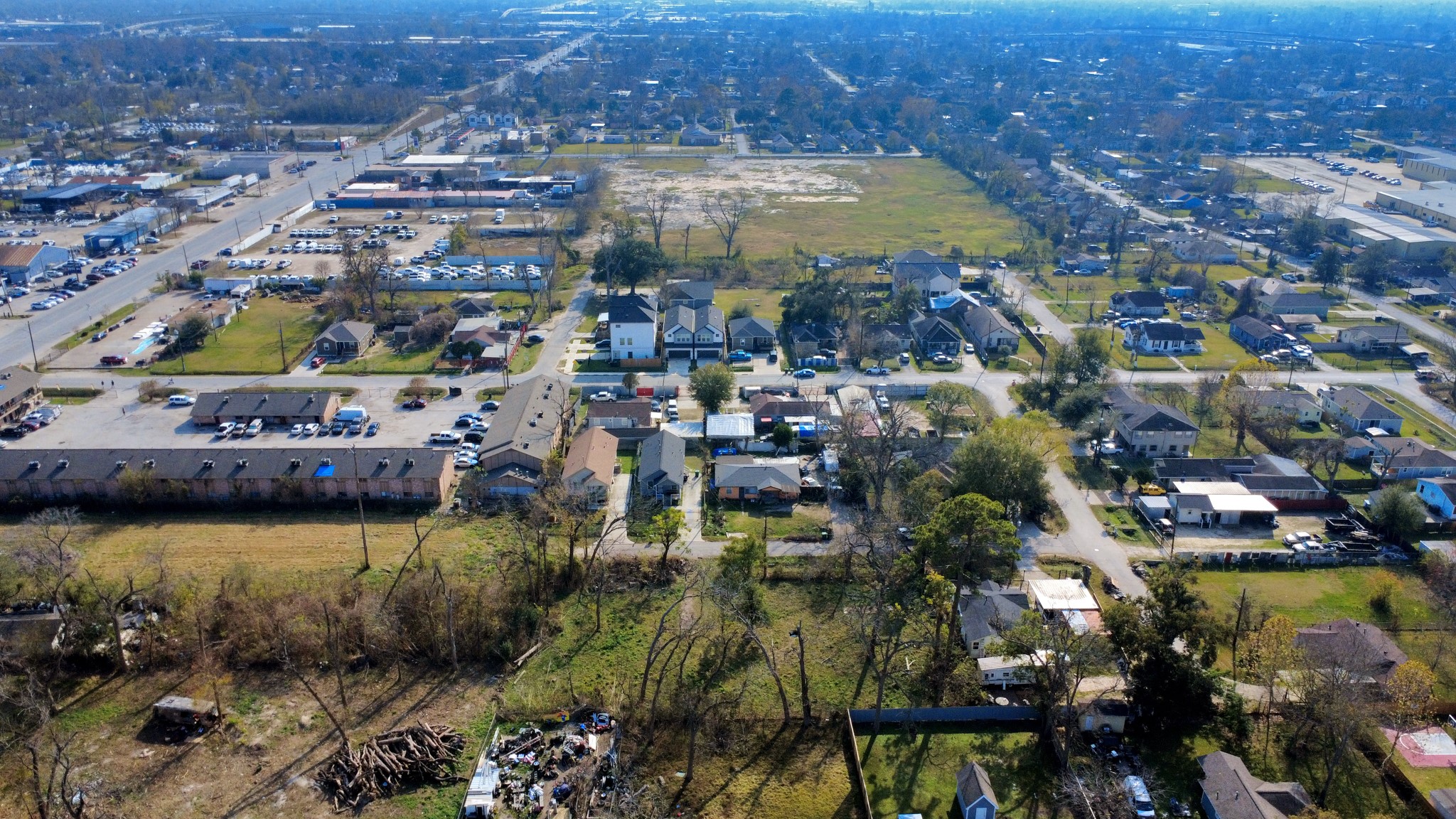 2609 Eva Street Houston, TX 77093 - Photo 5 of 22 a view of a city