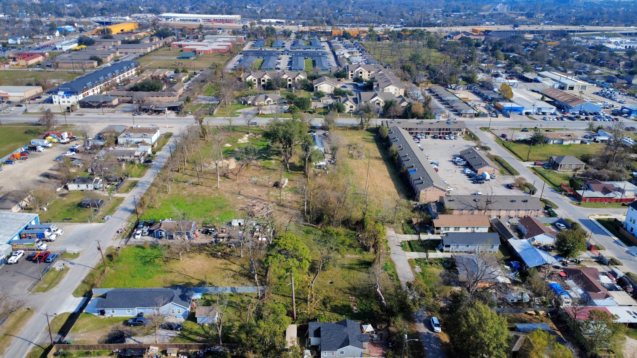 2609 Eva Street Houston, TX 77093 - Photo 6 of 22 an aerial view of residential houses with outdoor space