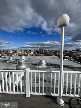$1,950 | 1601 18th Street Northwest, Unit 811, Washington, DC 20009
