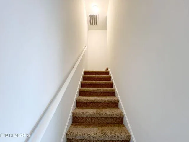 $375,000 | 303 Homestead Court, Kingston, TN 37763