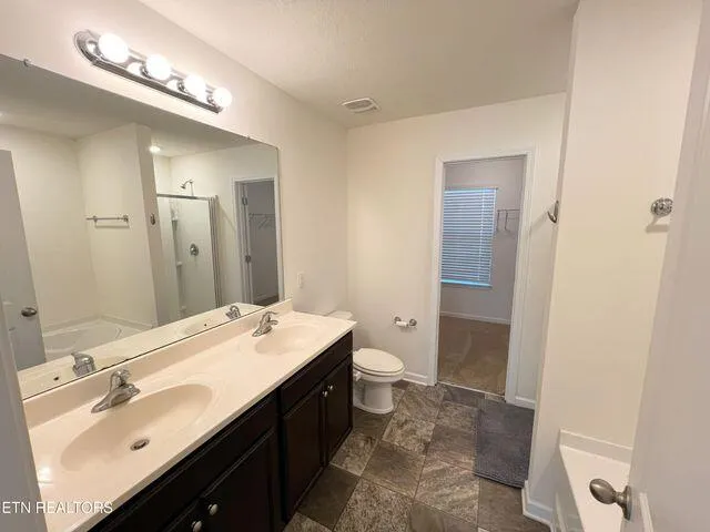 $375,000 | 303 Homestead Court, Kingston, TN 37763