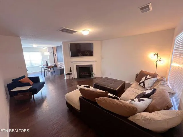 $375,000 | 303 Homestead Court, Kingston, TN 37763