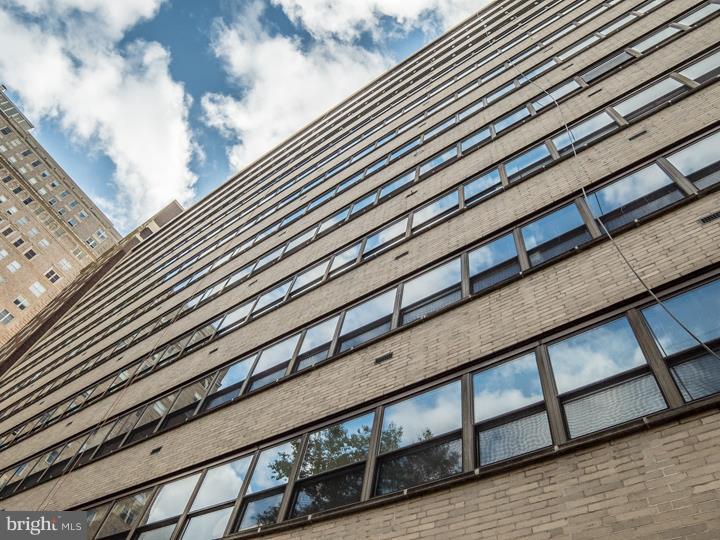 1806-18 Rittenhouse Square, Unit 2009 Philadelphia, PA 19103 - Photo 2 of 16