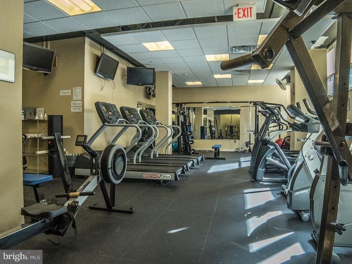 1806-18 Rittenhouse Square, Unit 2009 Philadelphia, PA 19103 - Photo 14 of 16 Gym / Fitness Room