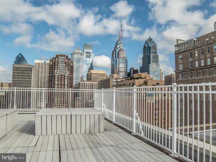 1806-18 Rittenhouse Square, Unit 2009 Philadelphia, PA 19103 - Photo 16 of 16 Deck