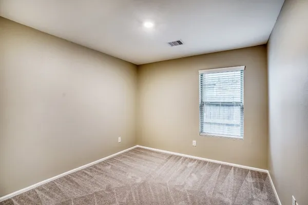 $1,790 | 9214 Burnet Flds Drive, Baytown, TX 77521