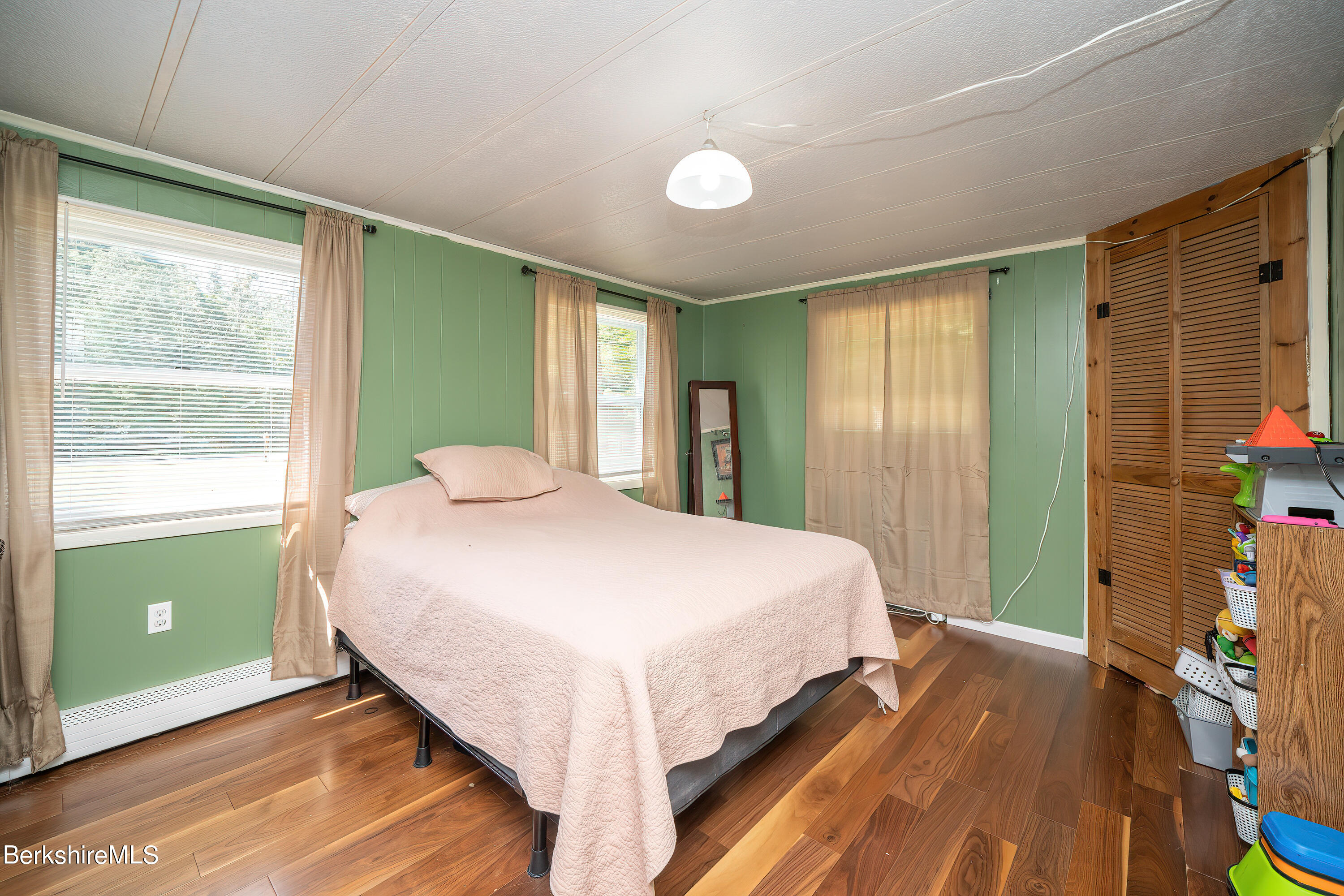 205 East Stahl Road Sheffield, MA 01222 - Photo 9 of 16 DSC06655