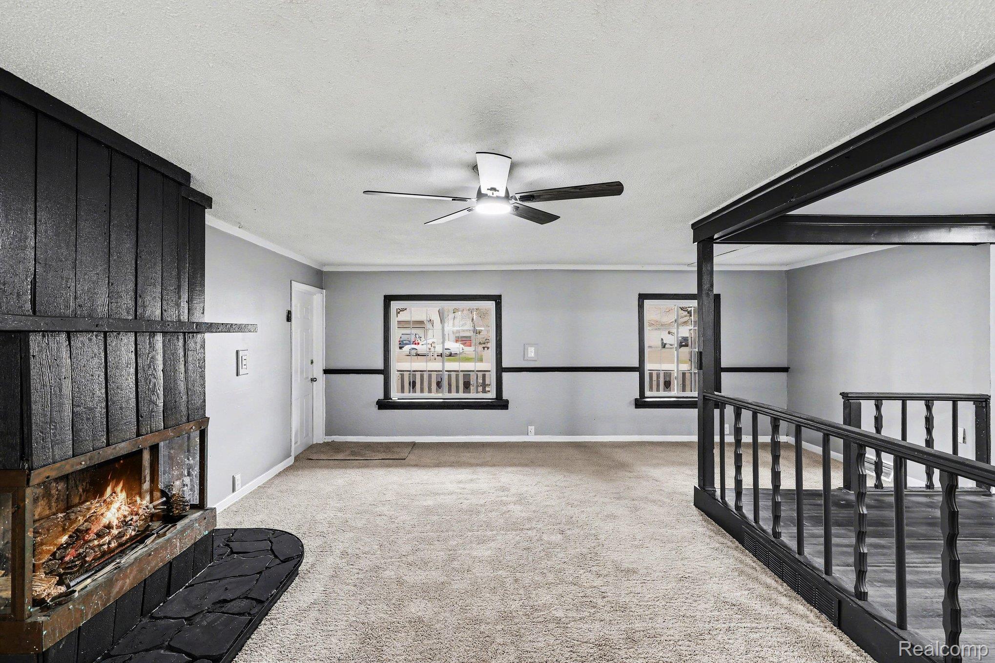 1260 Gilbert Street Flint, MI 48532 - Photo 15 of 32 012_file_3054.jpg