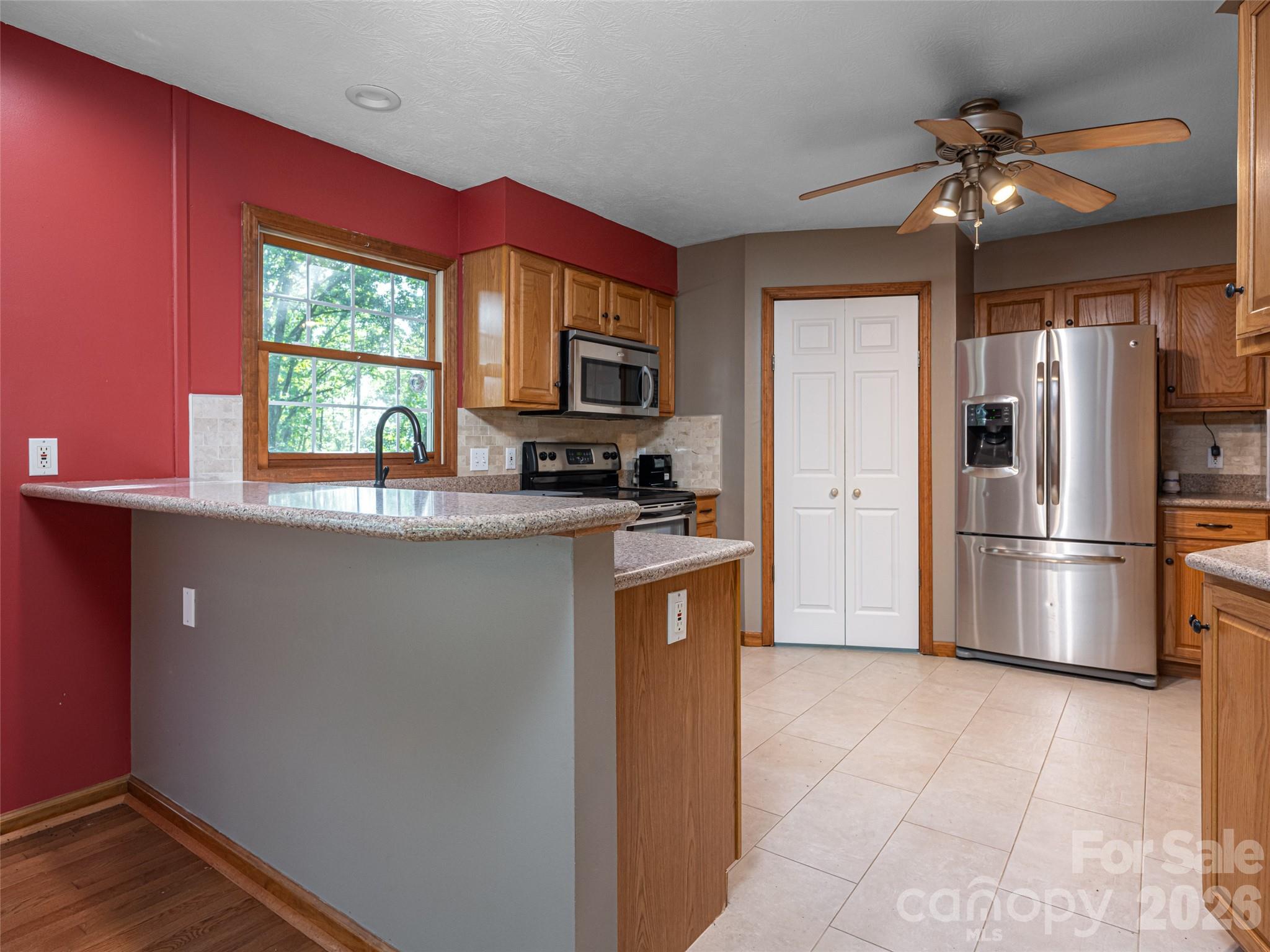 12 Howling Waite Ridge Candler, NC 28715 - Photo 13 of 38 Gallery Image 13