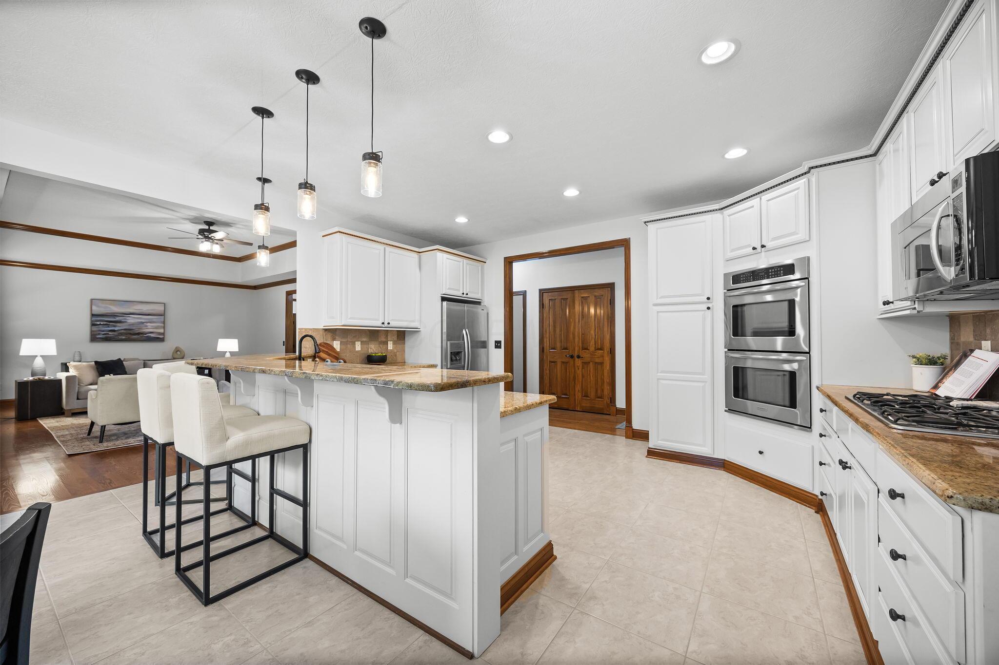 8312 Steitz Road Powell, OH 43065 - Photo 20 of 78 Kitchen