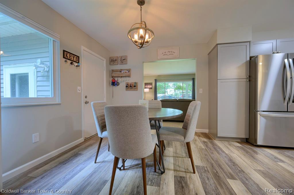 1675 Clark Lake Road Brighton, MI 48114 - Photo 17 of 34