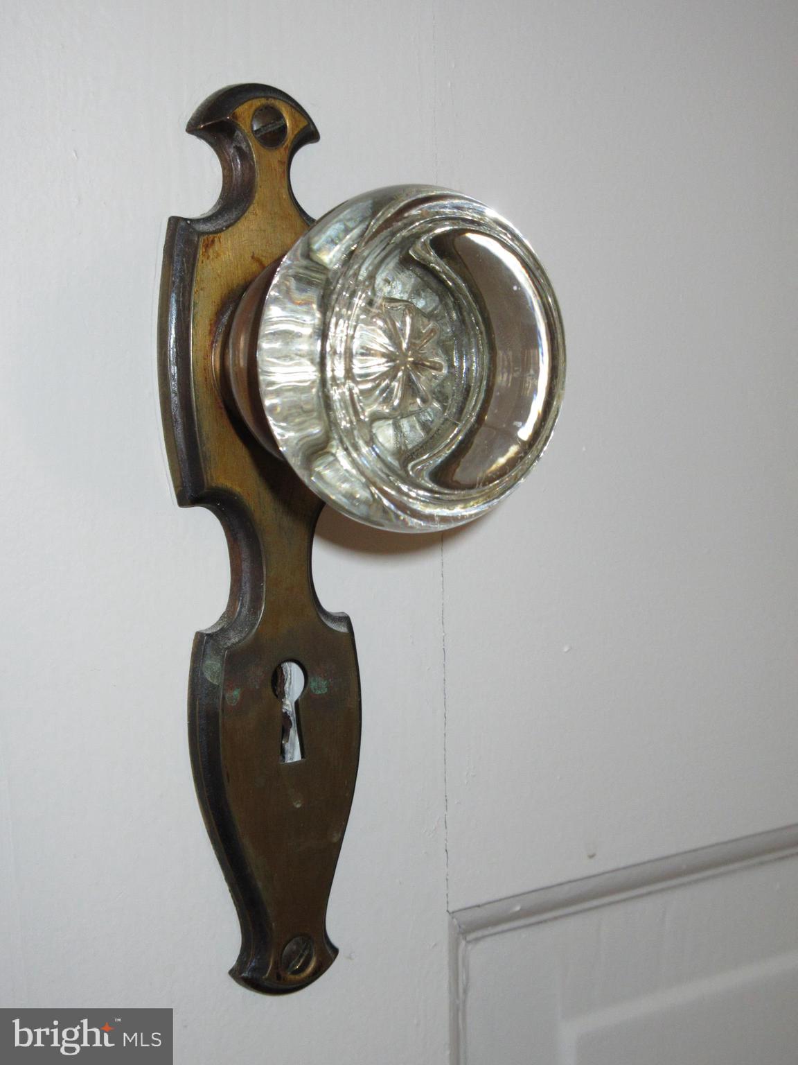 1100 Newlin Road York, PA 17403 - Photo 22 of 25 Glass doorknobs throughout