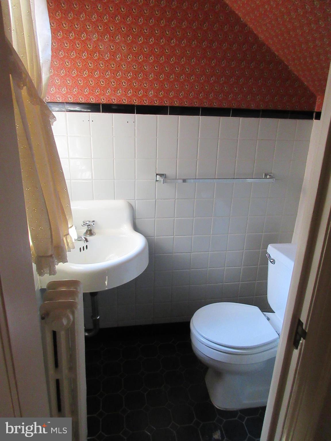 1100 Newlin Road York, PA 17403 - Photo 10 of 25 Gallery Image 10