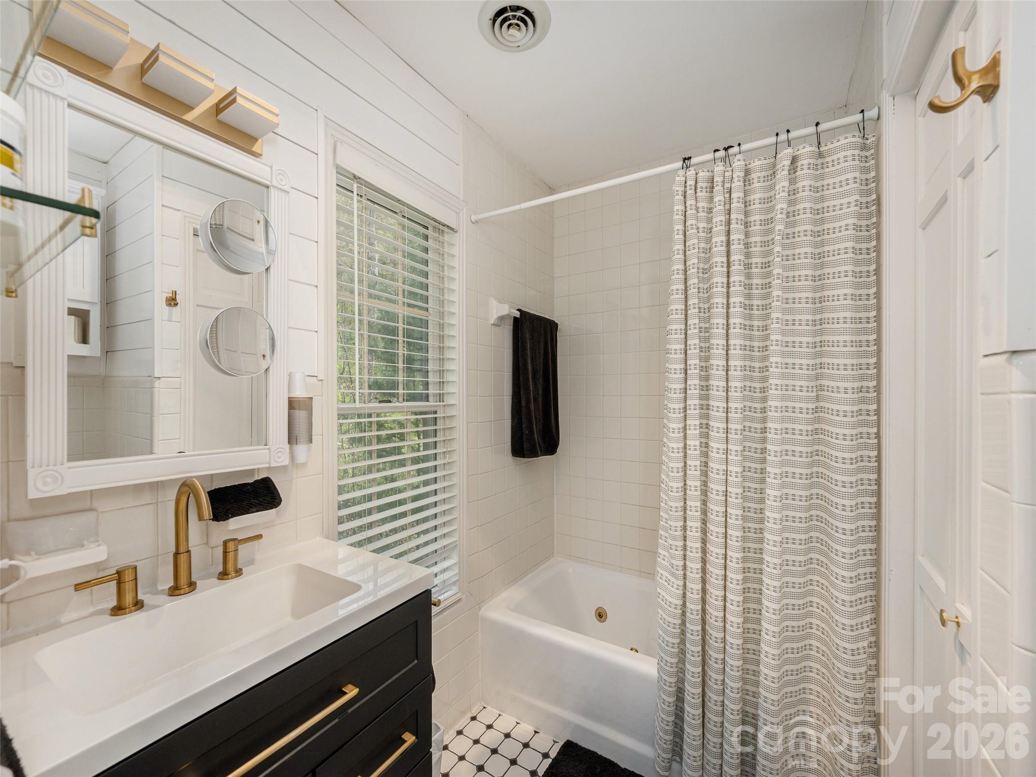 403 Cherokee Road Asheville, NC 28804 - Photo 18 of 33