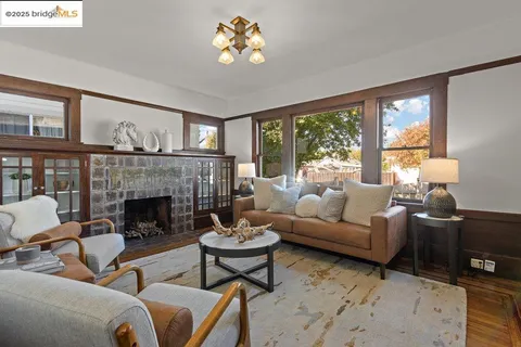 $995,000 | 1342 Russell Street, Berkeley, CA 94702