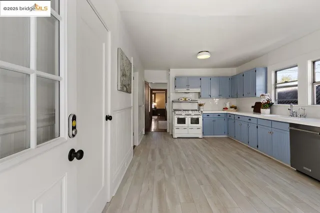 $995,000 | 1342 Russell Street, Berkeley, CA 94702