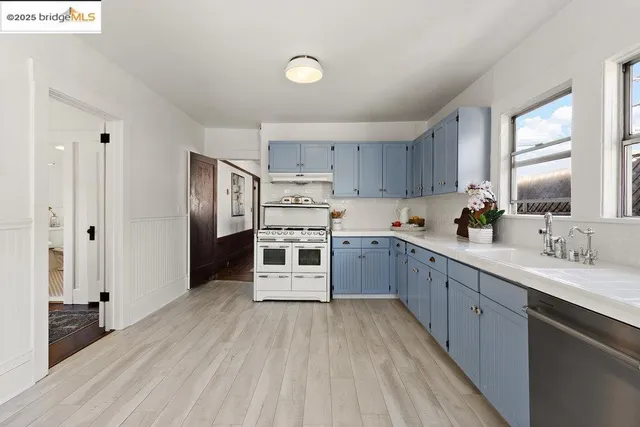 $995,000 | 1342 Russell Street, Berkeley, CA 94702