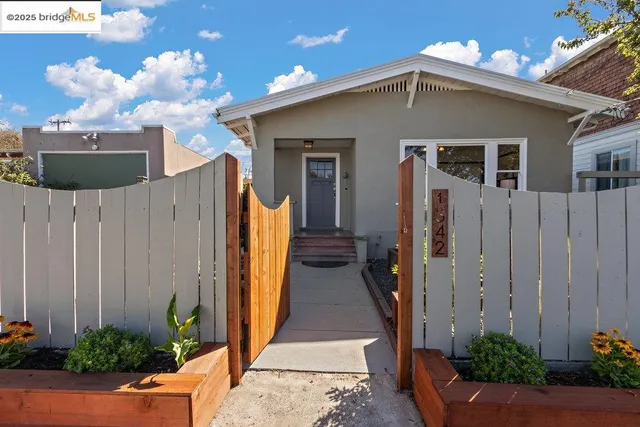 $995,000 | 1342 Russell Street, Berkeley, CA 94702
