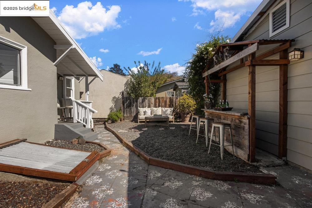1342 Russell Street Berkeley, CA 94702 - Photo 37 of 47