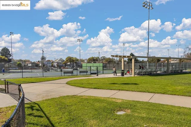 $995,000 | 1342 Russell Street, Berkeley, CA 94702