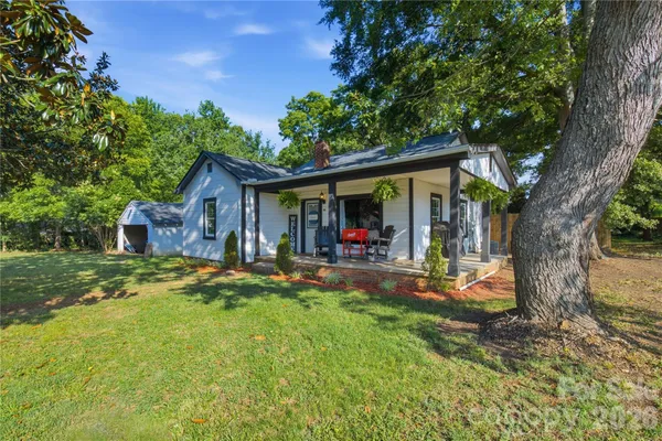 $209,900 | 126 Phillips Drive, Forest City, NC 28043