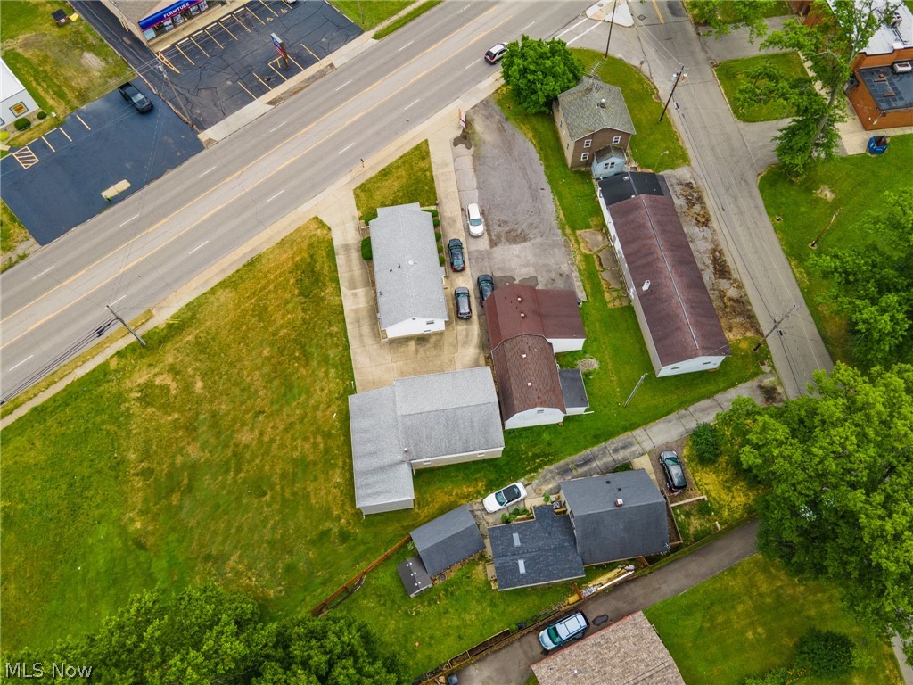 2229 Elm Road Northeast Warren, OH 44483 - Photo 7 of 19 Gallery Image 7