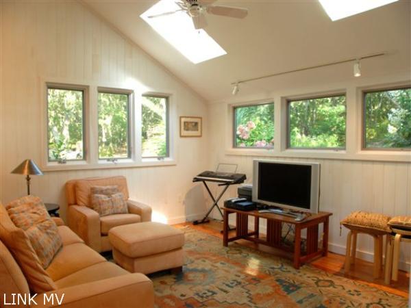 41 Tilton Road Chilmark, MA 02535 - Photo 21 of 27 Den - Office Area
