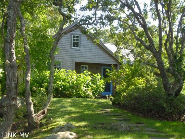 41 Tilton Road Chilmark, MA 02535 - Photo 25 of 27 Guest House Front