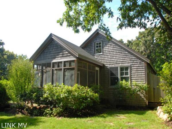 41 Tilton Road Chilmark, MA 02535 - Photo 26 of 27 Guest House Back
