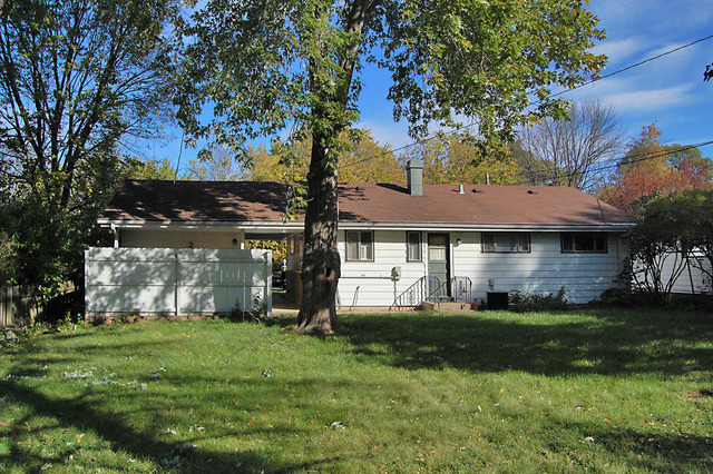 5 Crescent Road Lake Zurich, IL 60047 - Photo 7 of 8 a view of a house with a yard