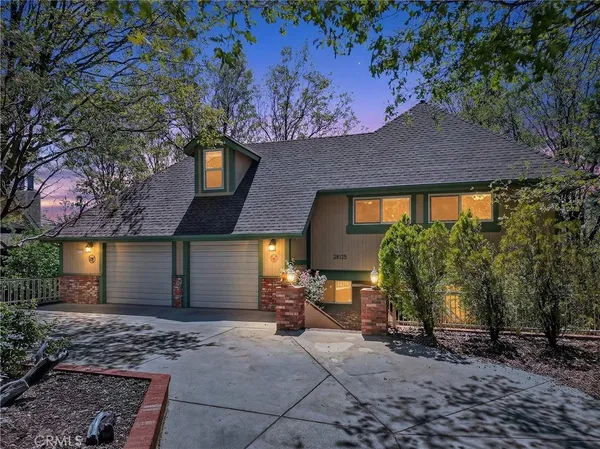$1,380,000 | 28125 Geneva Lane, Lake Arrowhead, CA 92352