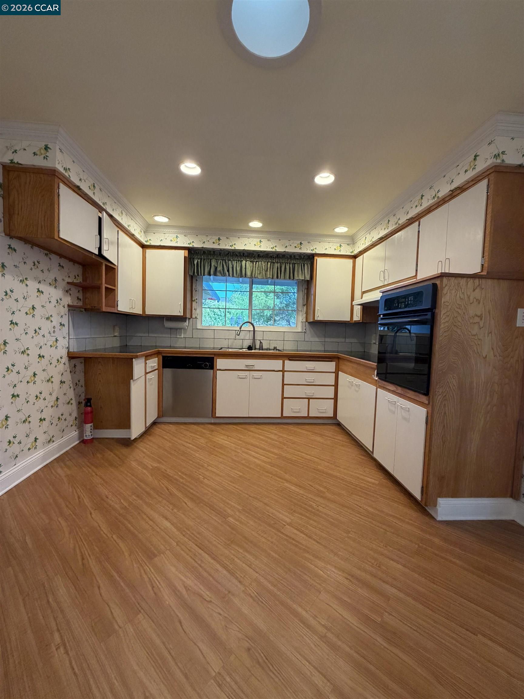 2605 Ryan Road Concord, CA 94518 - Photo 8 of 35