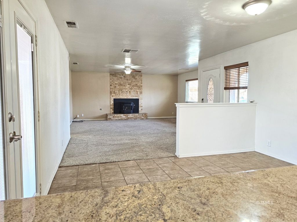 341 South Fountain Street Ridgecrest, CA 93555 - Photo 9 of 25