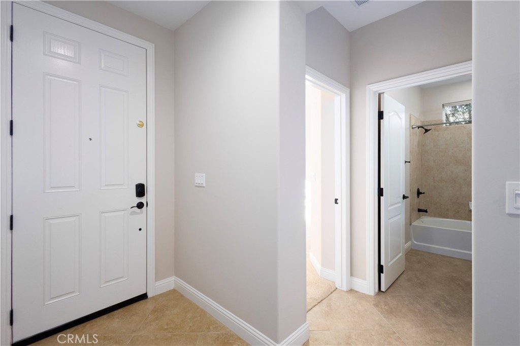 775 Mahogany Santa Maria, CA 93455 - Photo 25 of 34 Entryway