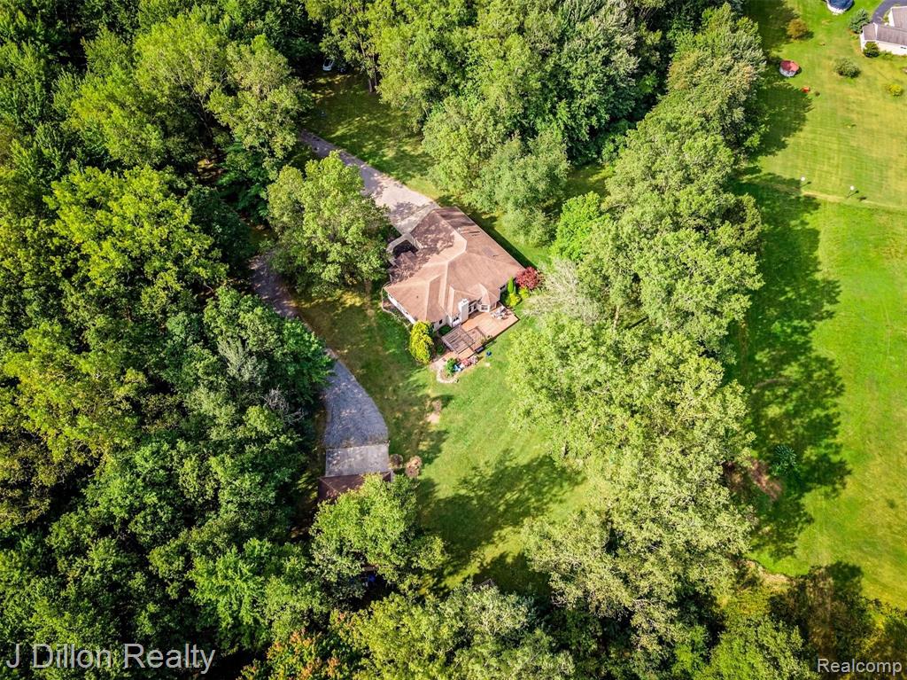 22855 Bohn Road Belleville, MI 48111 - Photo 6 of 48