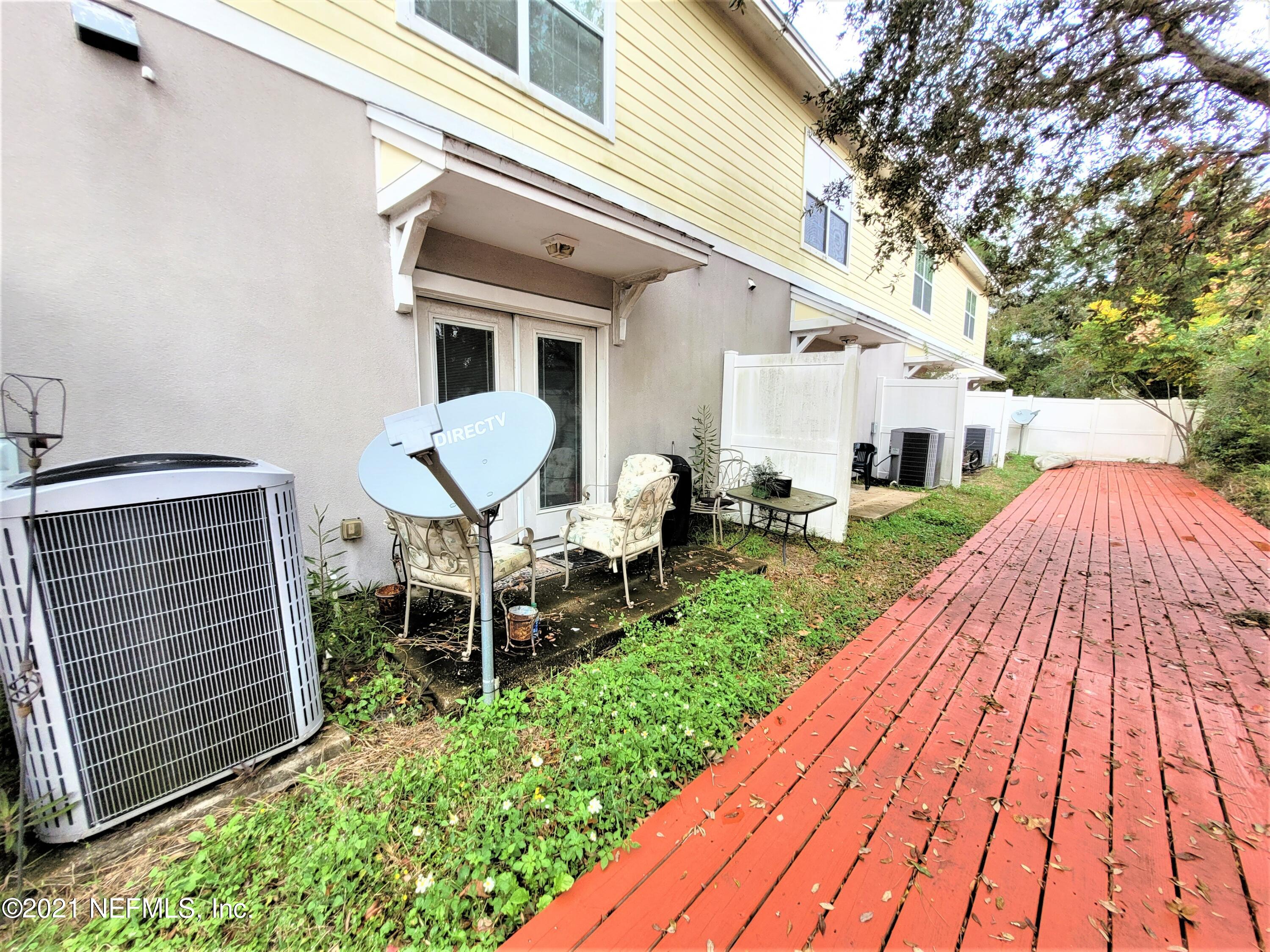 2190 Monument Road, Unit 104 Jacksonville, FL 32225 - Photo 26 of 27 Outside rear