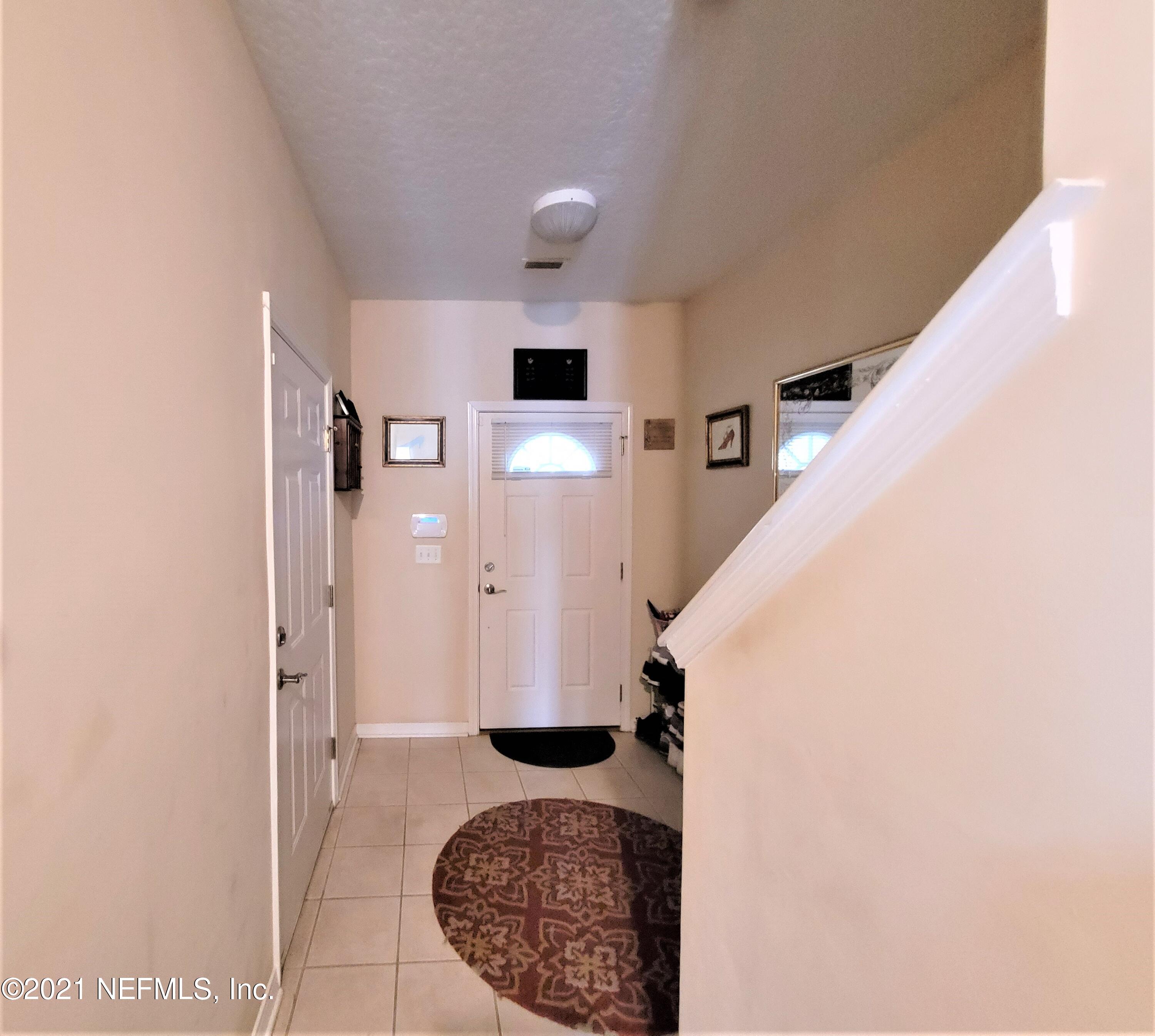 2190 Monument Road, Unit 104 Jacksonville, FL 32225 - Photo 4 of 27 a view of entryway