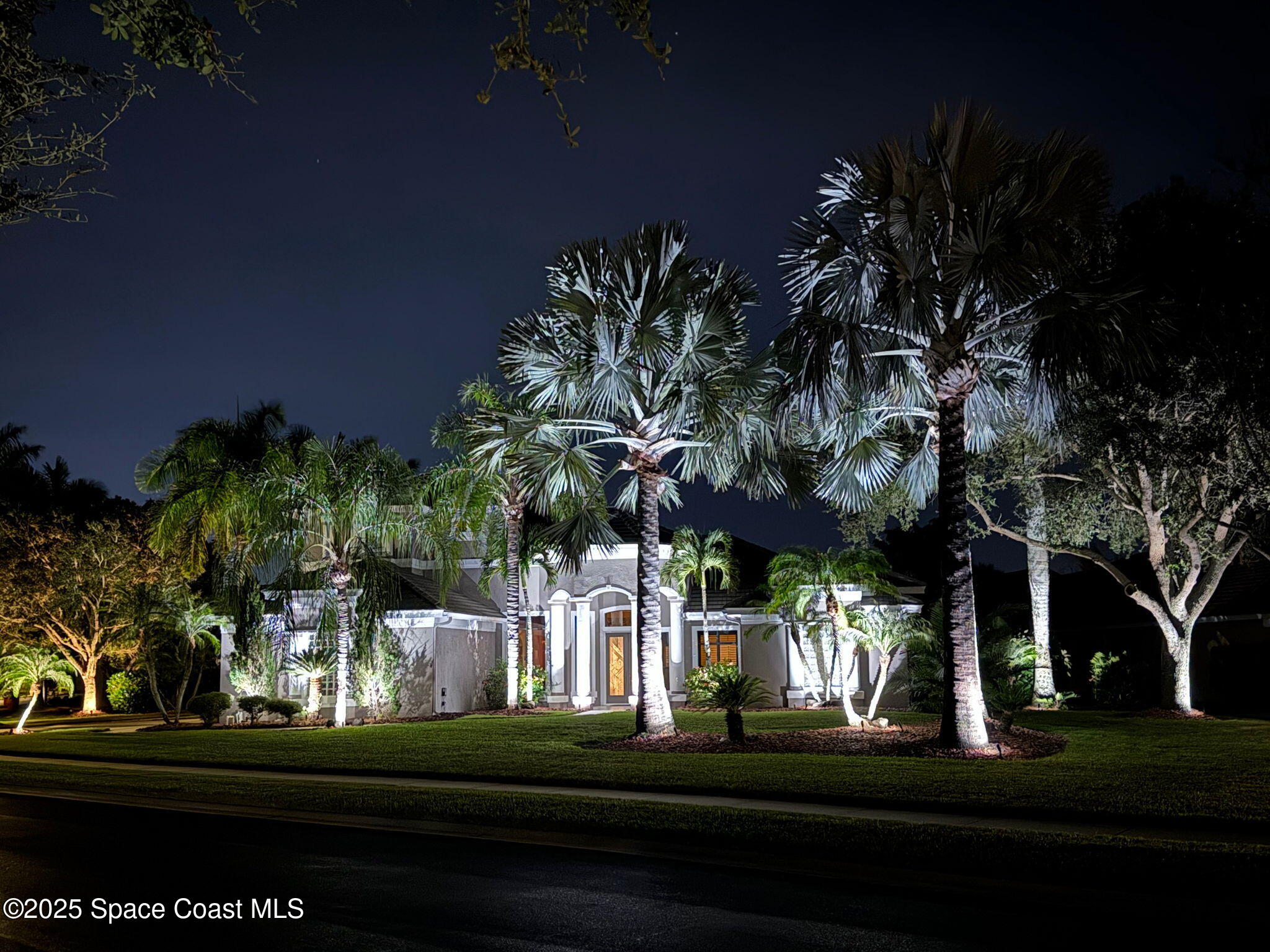 1418 Southpointe Court Melbourne, FL 32940 - Photo 2 of 52 IMG_6591.HEIC