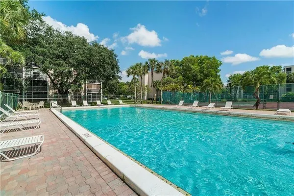 $1,650 | 1075 Riverside Drive, Unit 207, Coral Springs, FL 33071