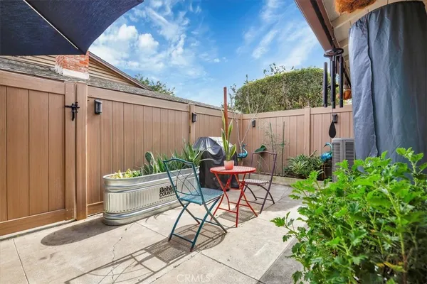 $549,999 | 13902 Yorba Street, Unit 14C, Tustin, CA 92780