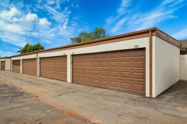 $549,999 | 13902 Yorba Street, Unit 14C, Tustin, CA 92780