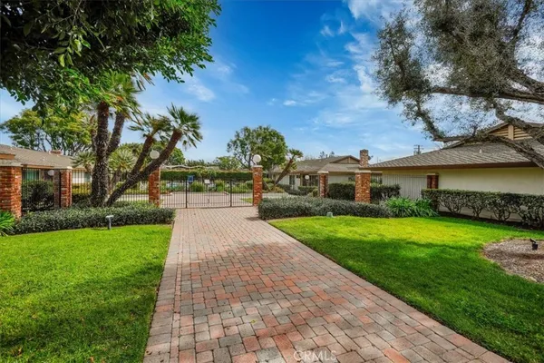 $549,999 | 13902 Yorba Street, Unit 14C, Tustin, CA 92780