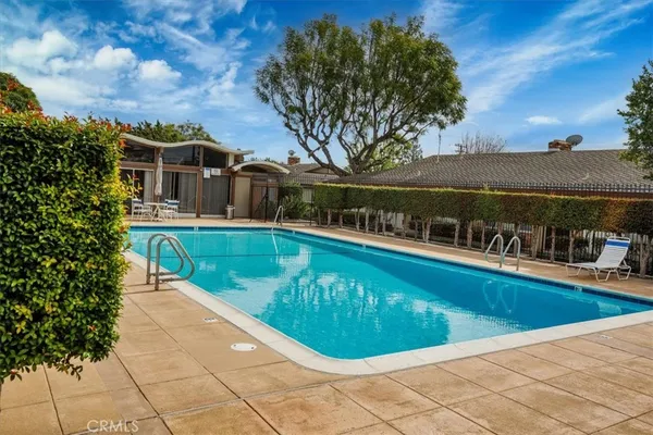 $549,999 | 13902 Yorba Street, Unit 14C, Tustin, CA 92780