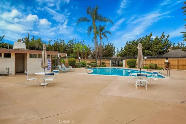 $549,999 | 13902 Yorba Street, Unit 14C, Tustin, CA 92780